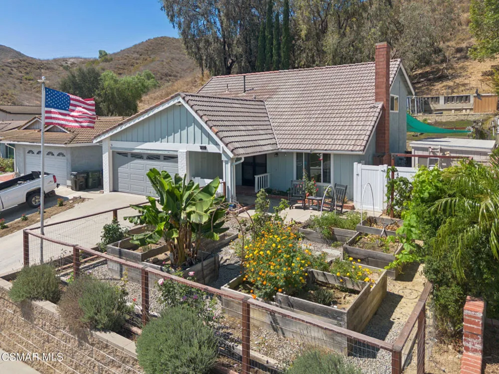 1806 Cherry Hill Road Santa Paula, CA 93060