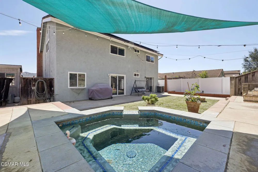 1806 Cherry Hill Road Santa Paula, CA 93060