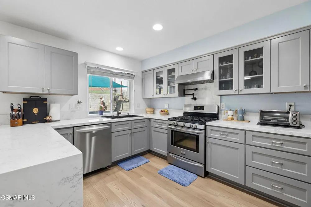 1806 Cherry Hill Road Santa Paula, CA 93060