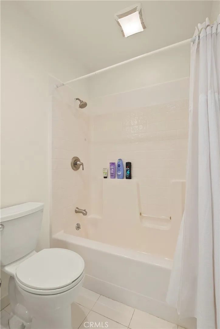 217 E Carroll Avenue #B Glendora, CA 91741