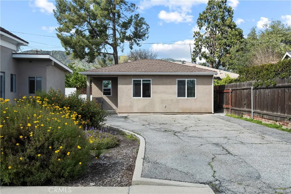 217 E Carroll Avenue #B Glendora, CA 91741