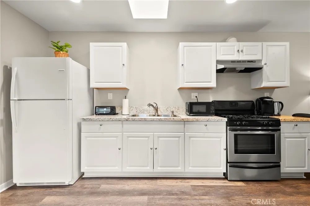 217 E Carroll Avenue #B Glendora, CA 91741
