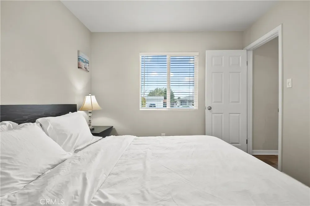 217 E Carroll Avenue #B Glendora, CA 91741
