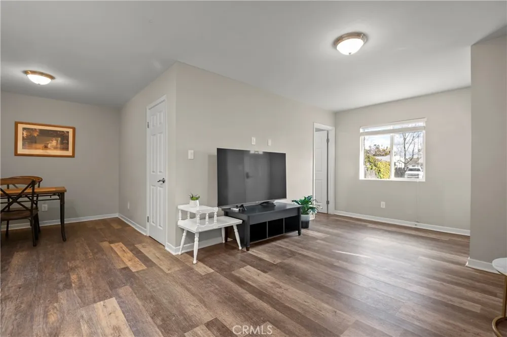 217 E Carroll Avenue #B Glendora, CA 91741