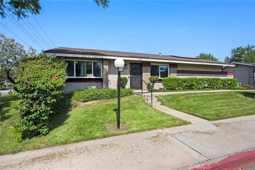 1605 Carmel E Upland, CA 91784