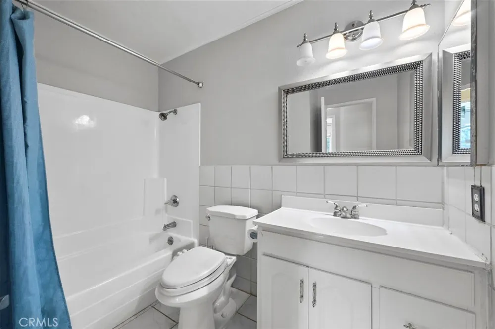 1605 Carmel E Upland, CA 91784