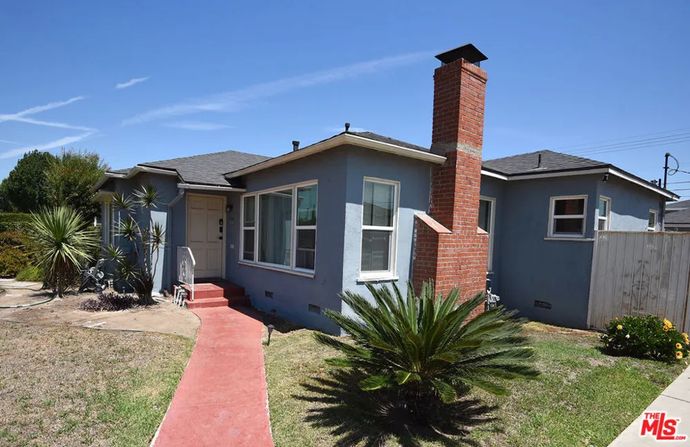 9116 S 5th Avenue Inglewood, CA 90305
