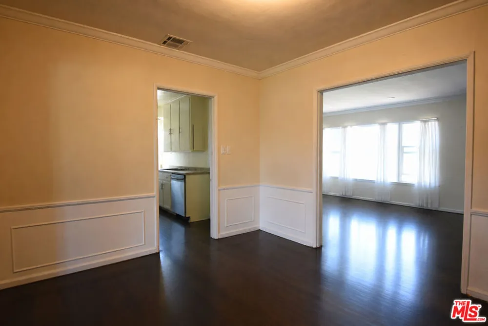 9116 S 5th Avenue Inglewood, CA 90305
