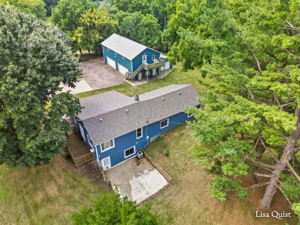 16271 Albrecht Avenue NE Cedar Springs, MI 49319