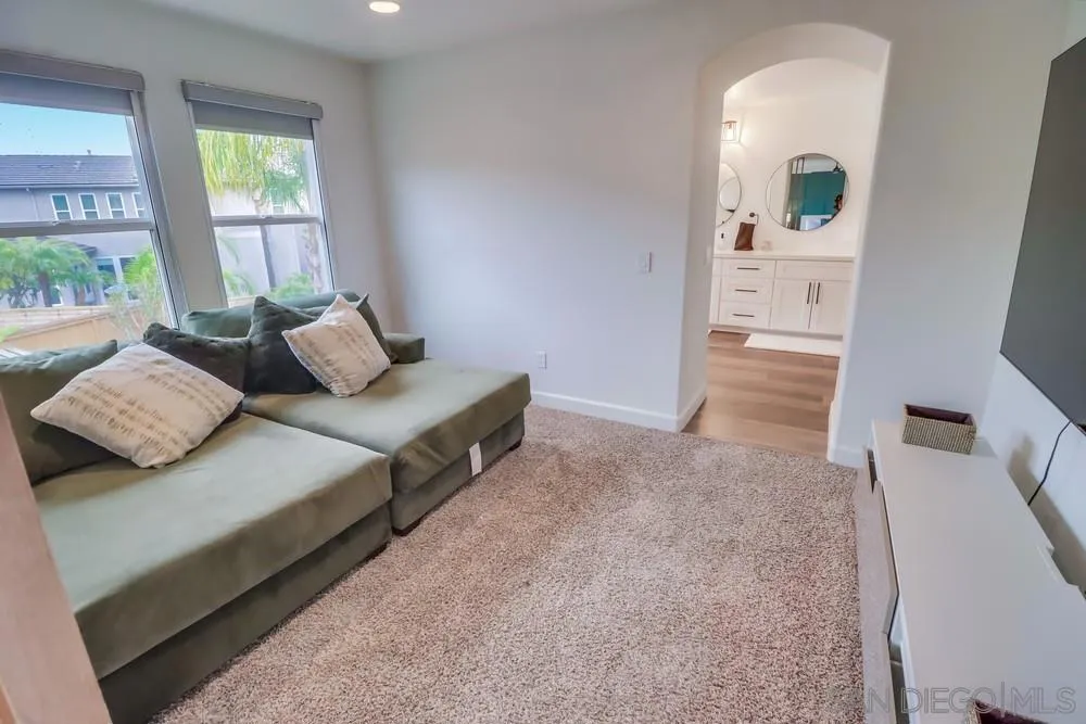 358 Corte Goleta Chula Vista, CA 91914