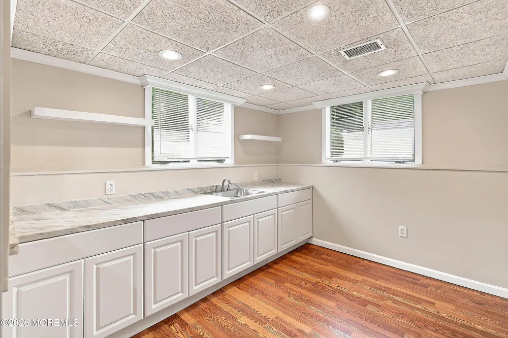 897 Brookside Avenue Keyport, NJ 07735