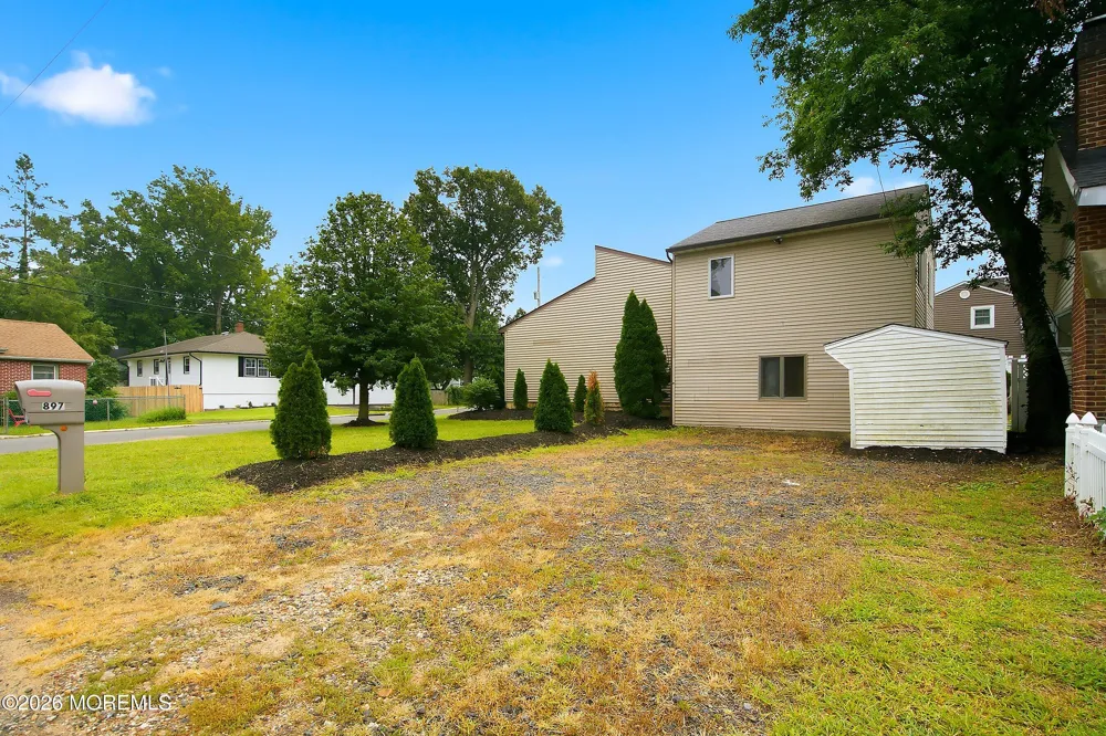 897 Brookside Avenue Keyport, NJ 07735