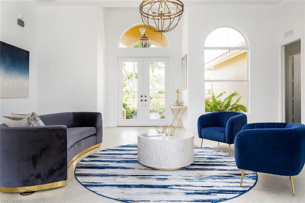 982 Tivoli Court Naples, FL 34104