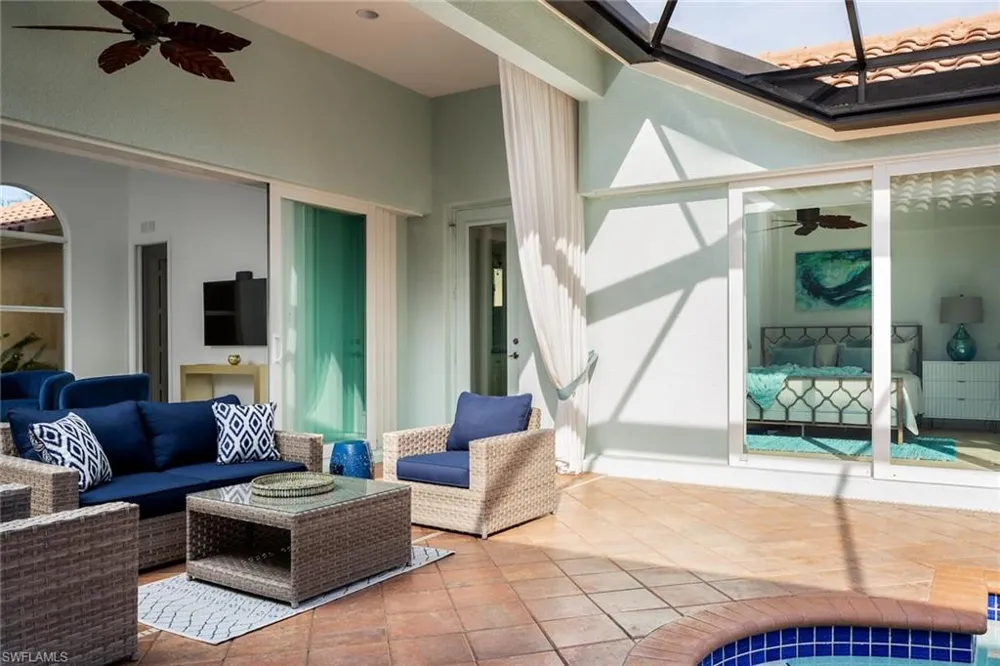 982 Tivoli Court Naples, FL 34104