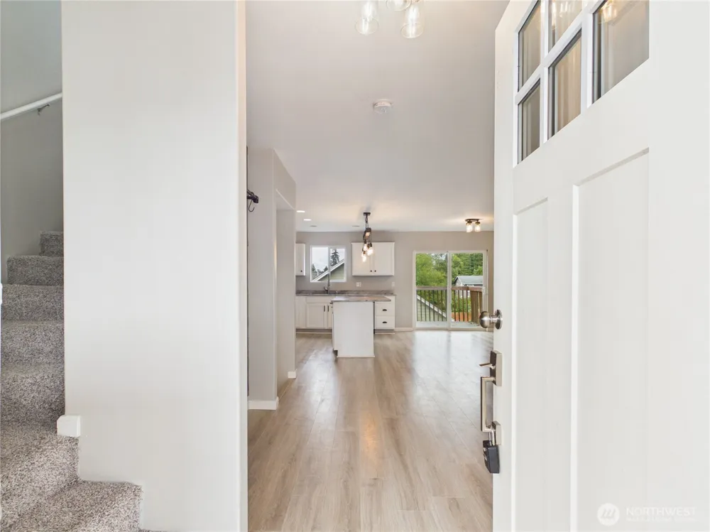 2271 SE Upchurch Way Port Orchard, WA 98366