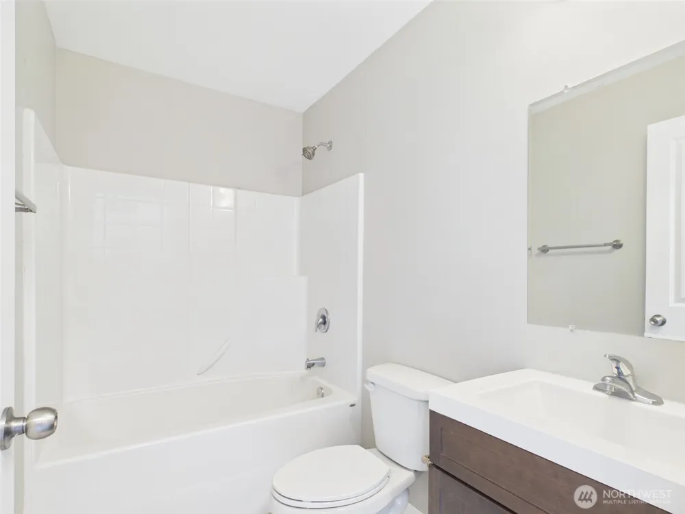 2271 SE Upchurch Way Port Orchard, WA 98366