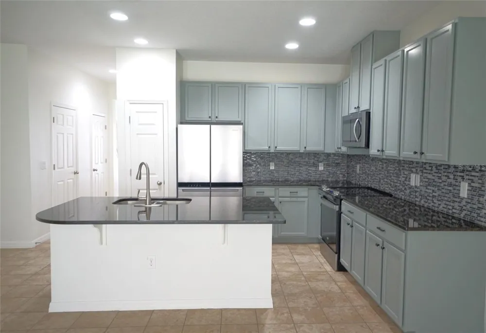 4058 71ST AVENUE Pinellas Park, FL 33781