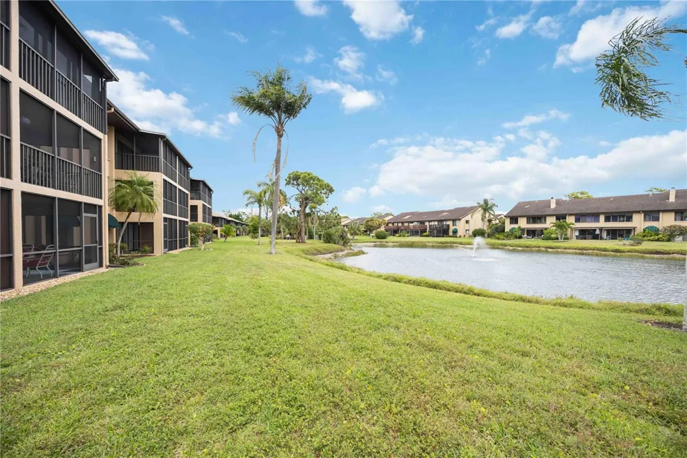 5627 ASHTON WAY #5627 Sarasota, FL 34231