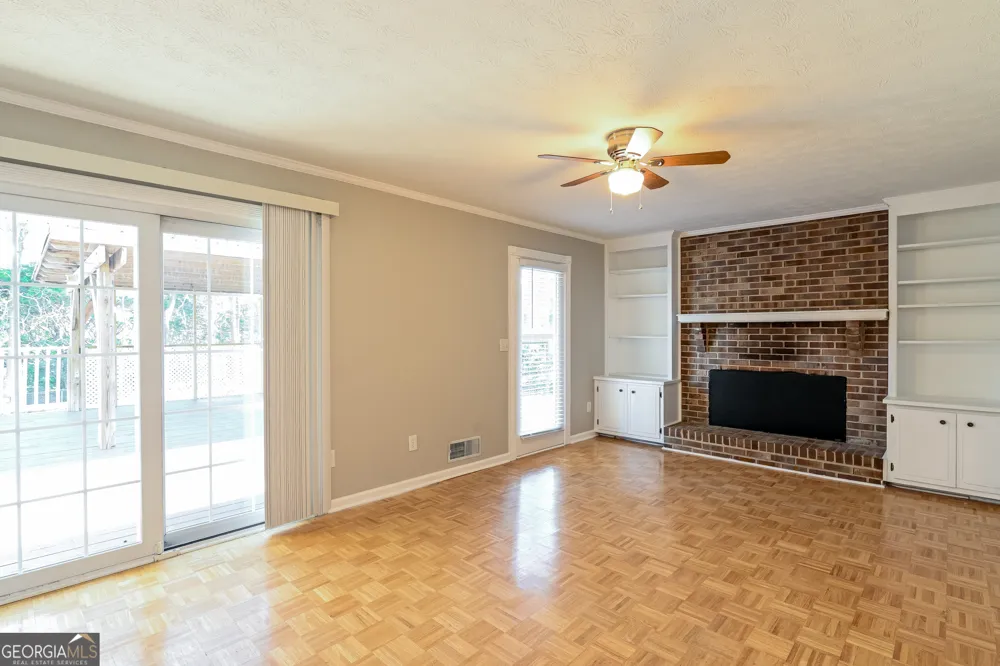 5314 Delaware CT Lilburn, GA 30047
