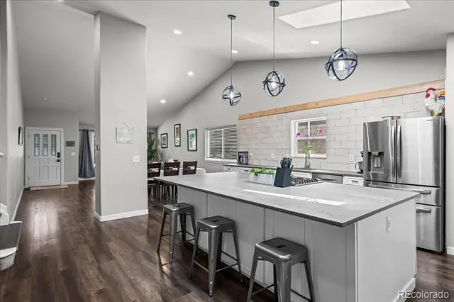2431 Maplewood Circle Longmont, CO 80503