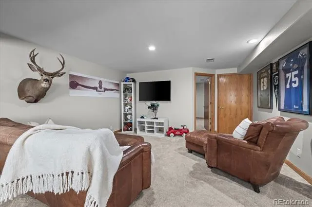 2431 Maplewood Circle Longmont, CO 80503