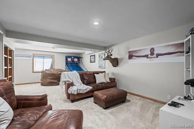 2431 Maplewood Circle Longmont, CO 80503