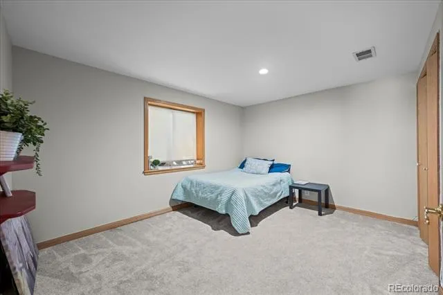 2431 Maplewood Circle Longmont, CO 80503