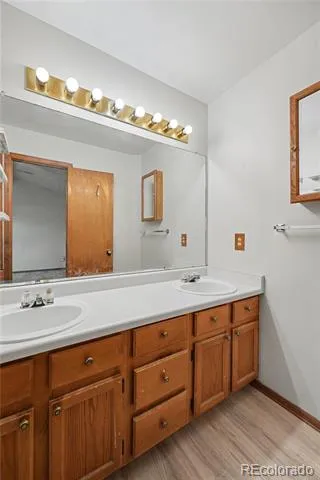 3843 W Temple Place Denver, CO 80236