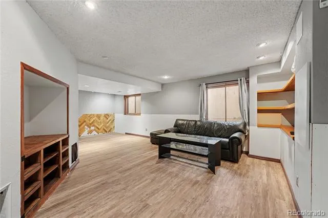 3843 W Temple Place Denver, CO 80236