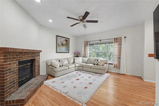 3843 W Temple Place Denver, CO 80236