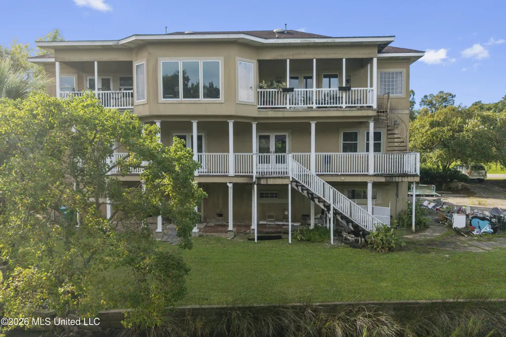 707 Bienville Boulevard Ocean Springs, MS 39564