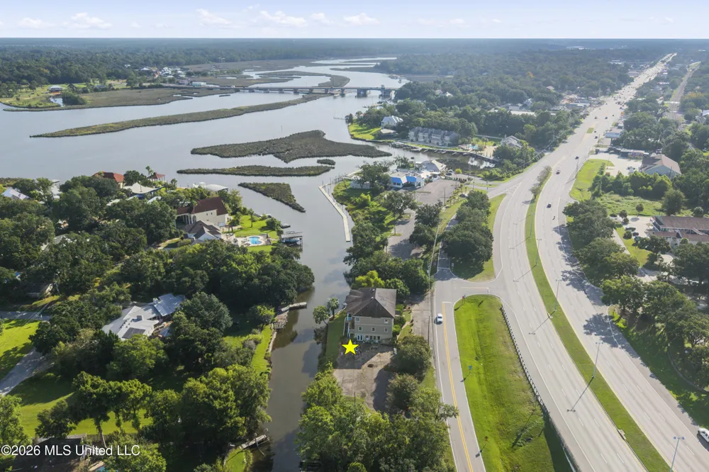 707 Bienville Boulevard Ocean Springs, MS 39564