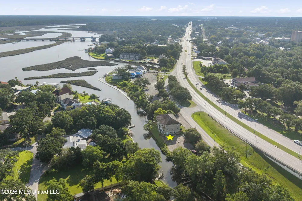 707 Bienville Boulevard Ocean Springs, MS 39564