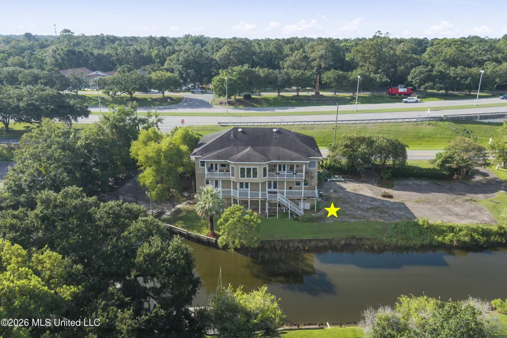 707 Bienville Boulevard Ocean Springs, MS 39564