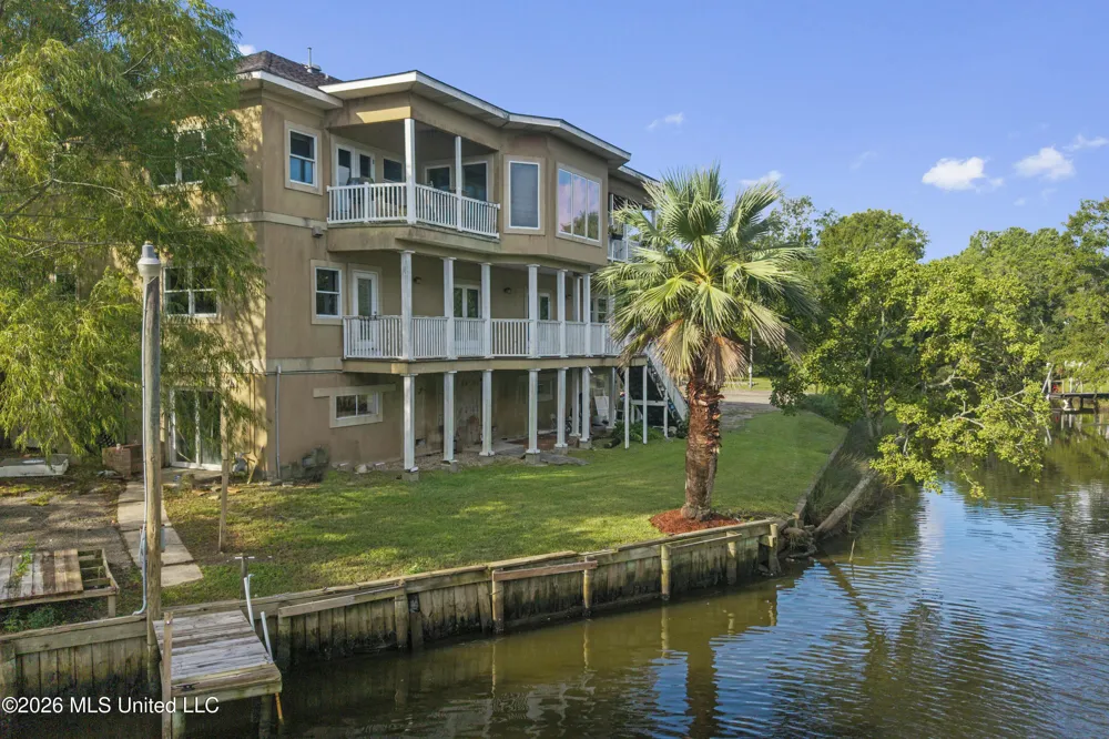 707 Bienville Boulevard Ocean Springs, MS 39564