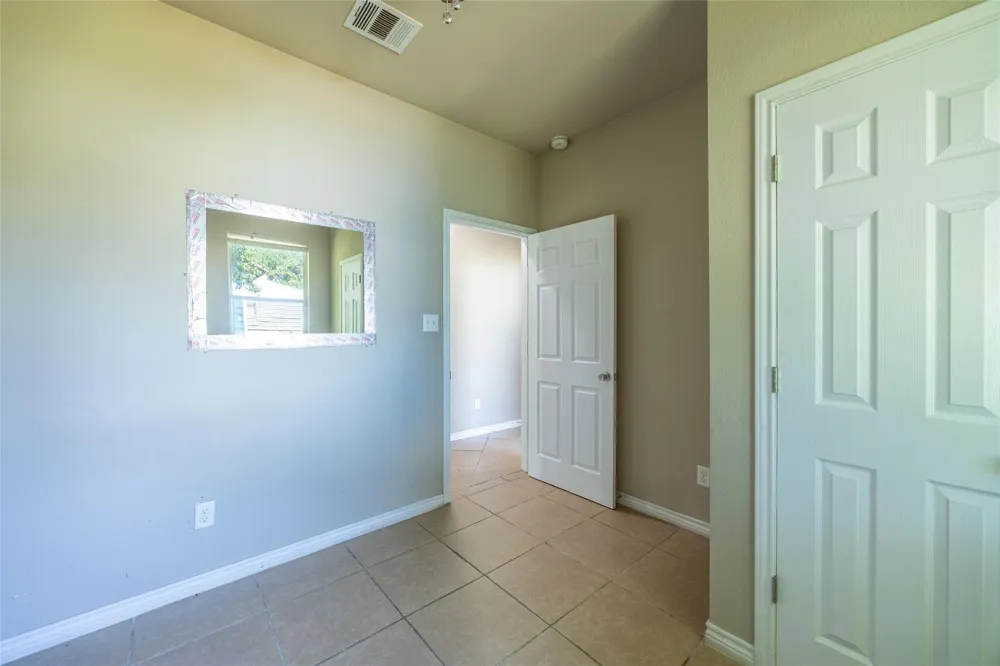 205 E 2nd Street Hearne, TX 77859
