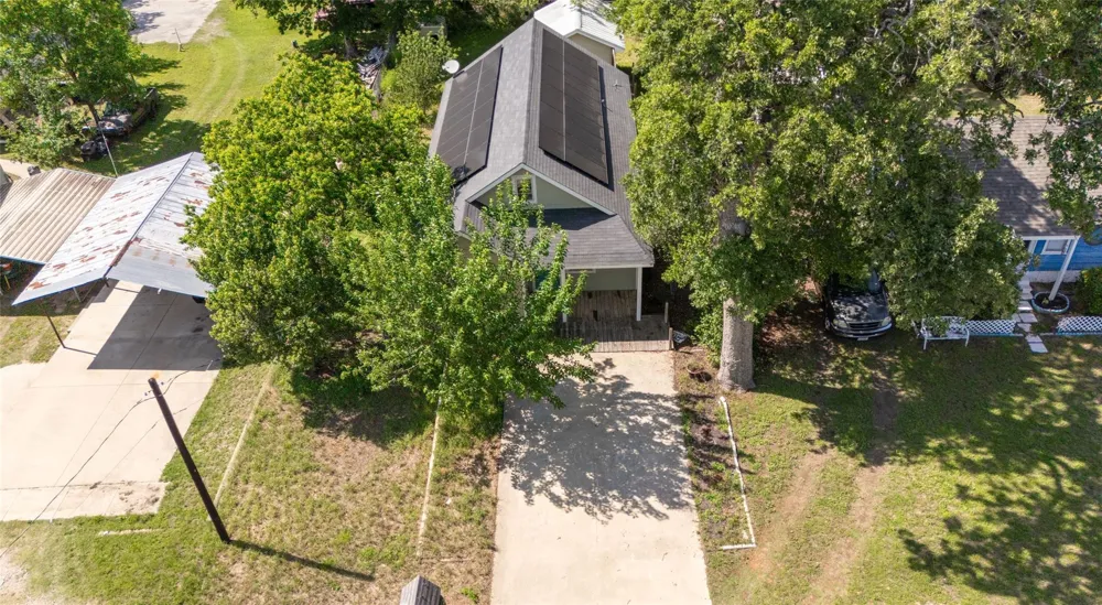 205 E 2nd Street Hearne, TX 77859