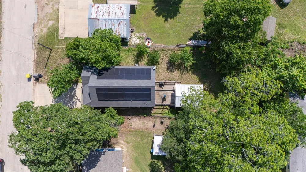 205 E 2nd Street Hearne, TX 77859