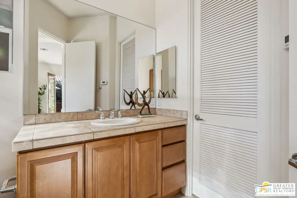 2 Varsity Circle Rancho Mirage, CA 92270