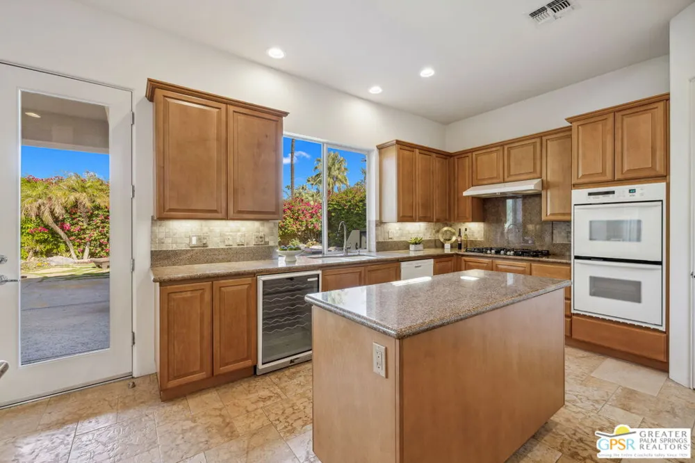 2 Varsity Circle Rancho Mirage, CA 92270