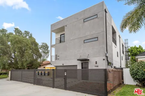 1920 S Sherbourne Drive