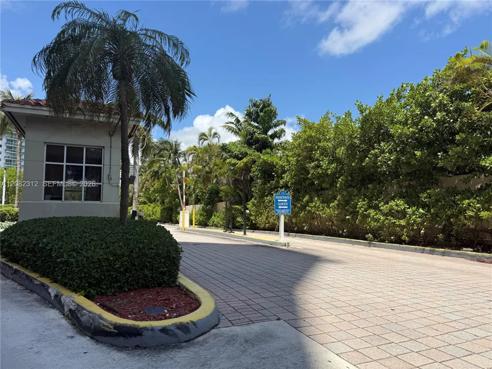 19380 Collins Ave #PH-11 Sunny Isles Beach, FL 33160
