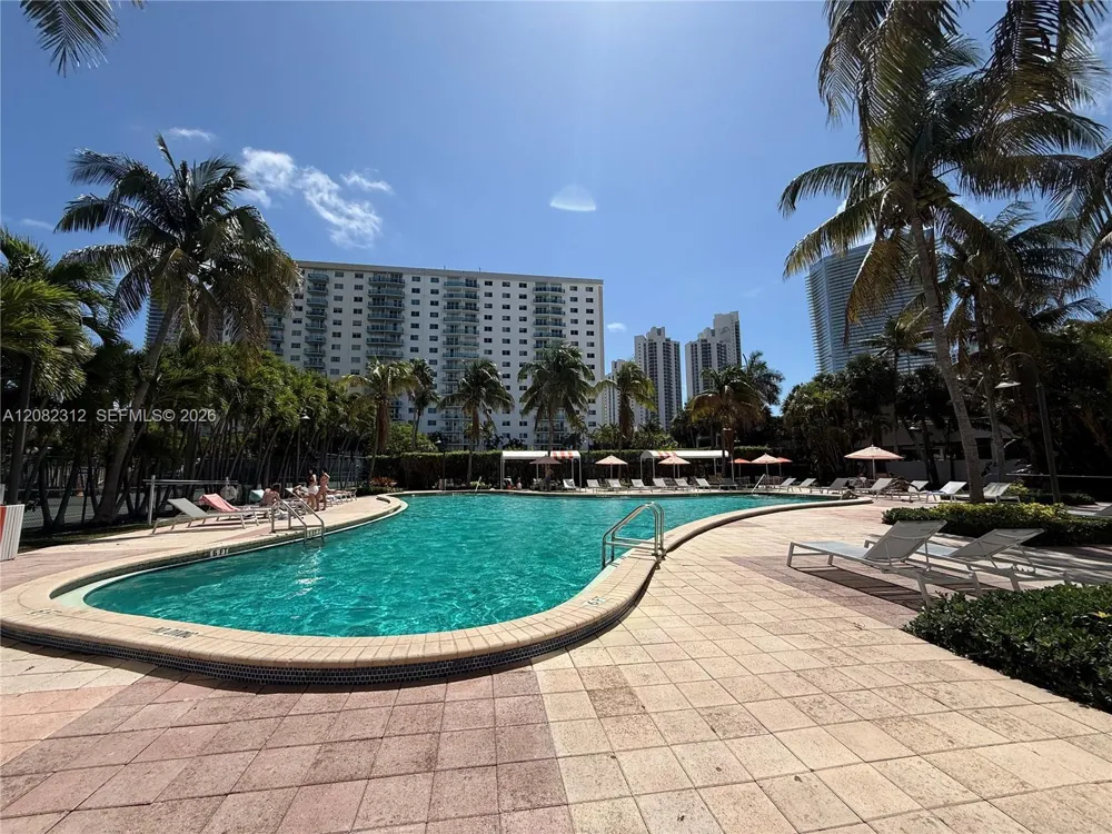 19380 Collins Ave #PH-11 Sunny Isles Beach, FL 33160