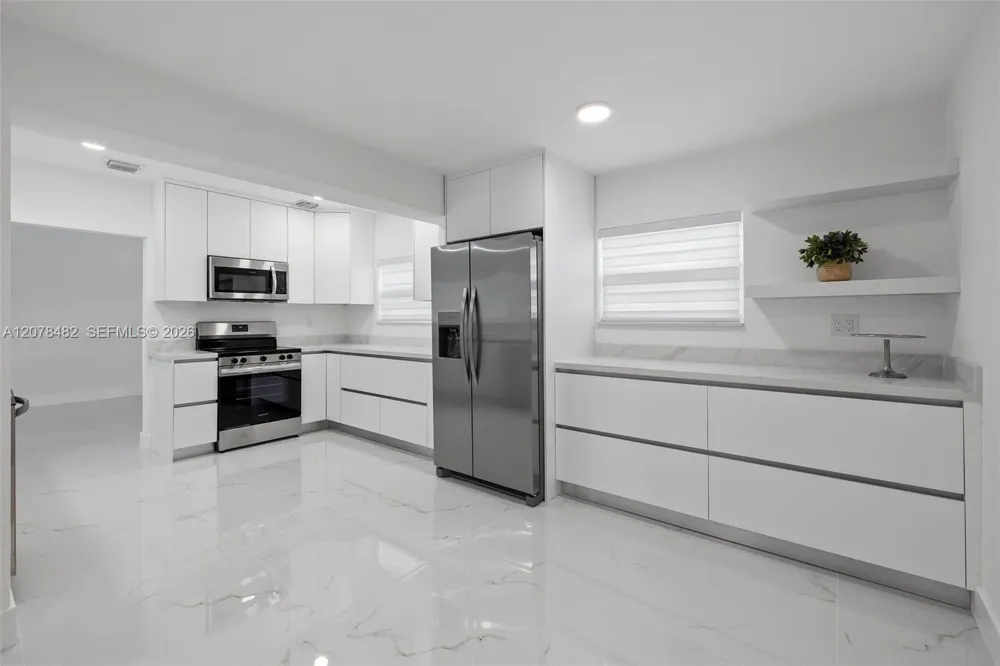 10901 SW 47th Ter Miami, FL 33165