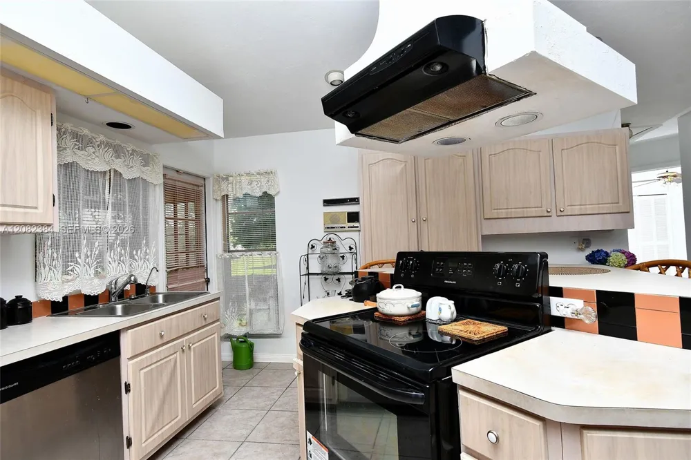 237 Lauberge Ct. Lehigh Acres, FL 33936
