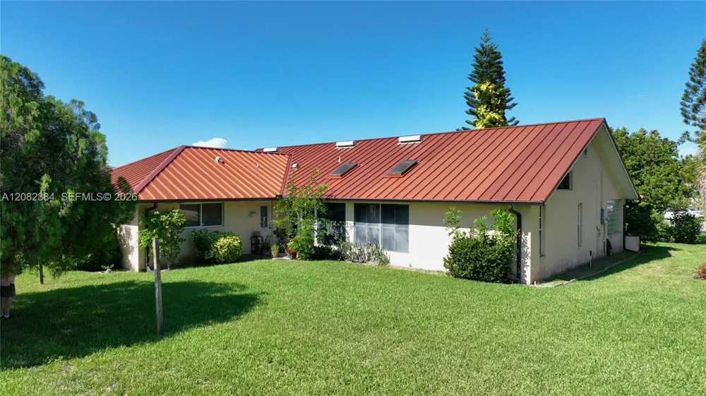 237 Lauberge Ct. Lehigh Acres, FL 33936