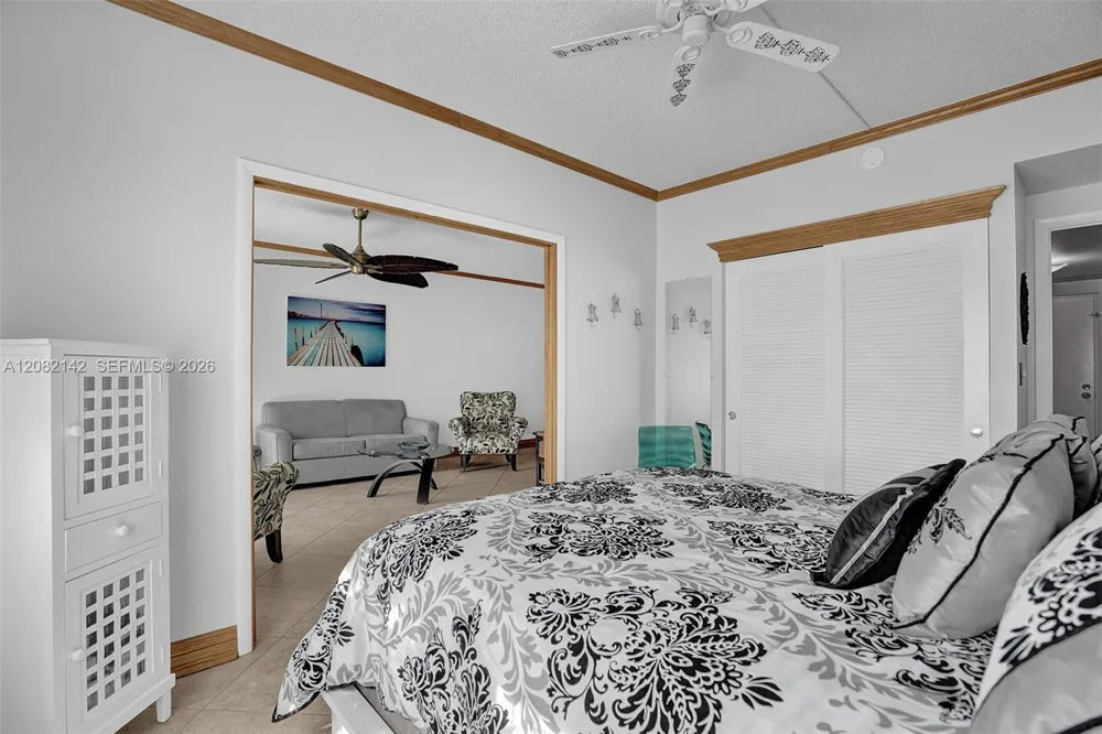 400 Riverside Dr #406 Pompano Beach, FL 33062
