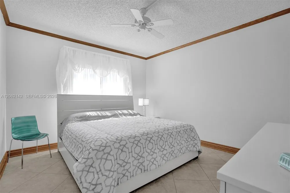 400 Riverside Dr #406 Pompano Beach, FL 33062