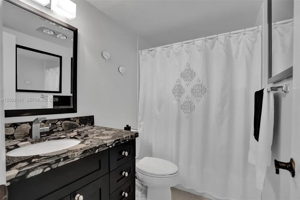 400 Riverside Dr #406 Pompano Beach, FL 33062