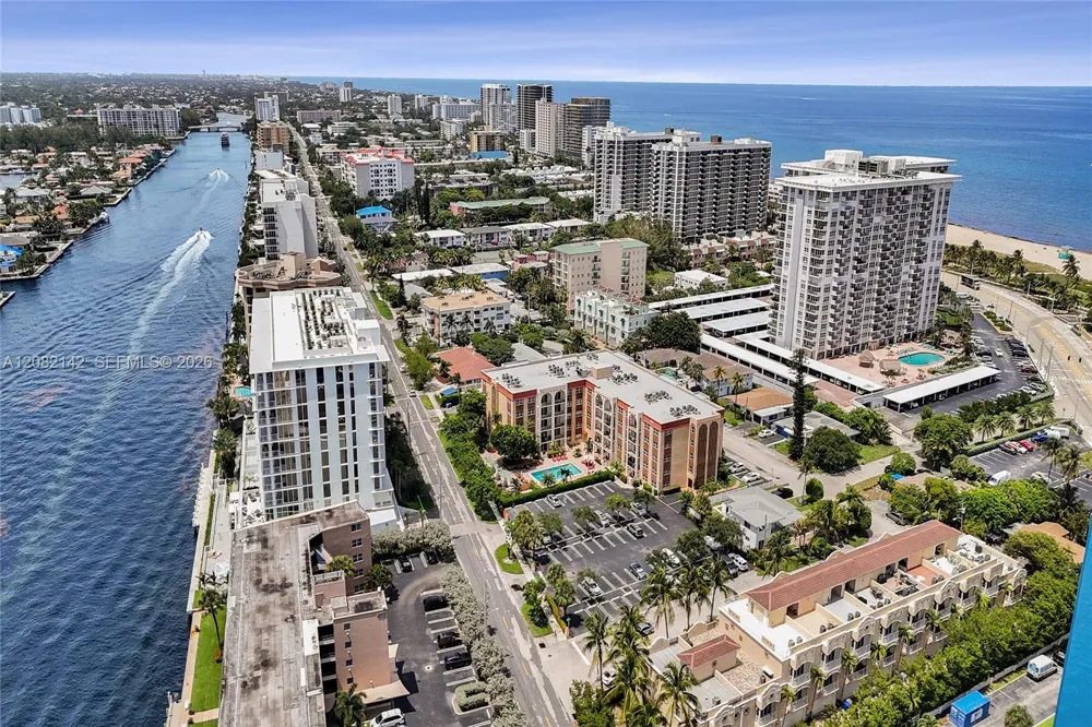400 Riverside Dr #406 Pompano Beach, FL 33062